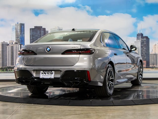 New 2026 BMW 760i xDrive w/ Executive Package image 8