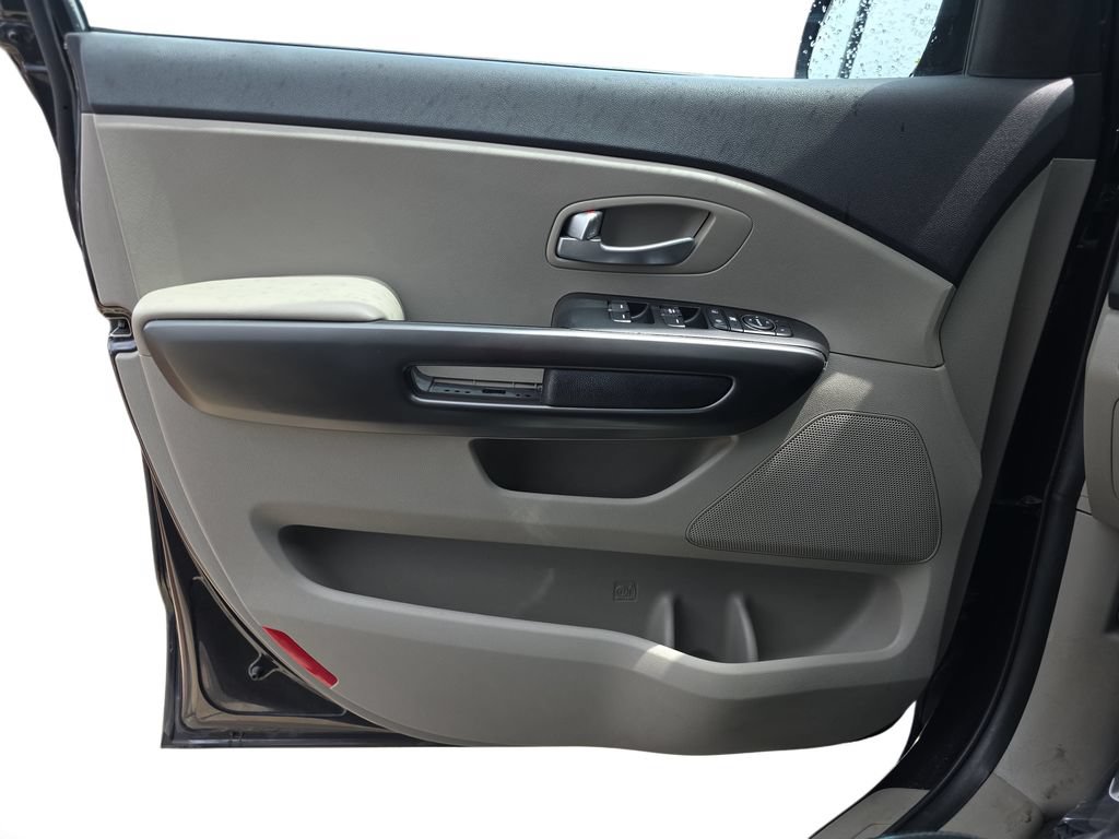 Used 2020 Kia Sedona EX FWD image 25