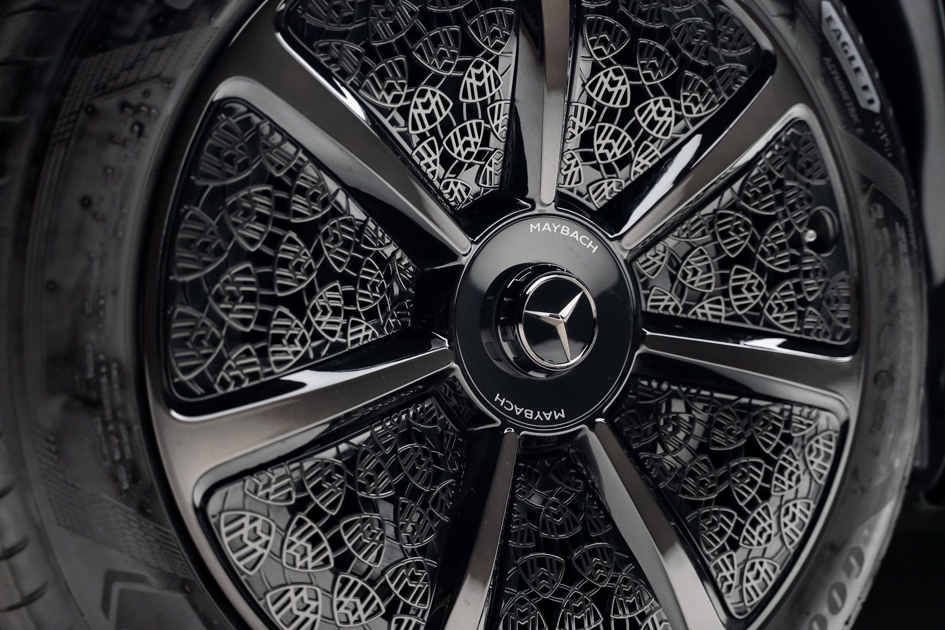 Used 2024 Mercedes-Benz Maybach EQS 680 4MATIC image 21