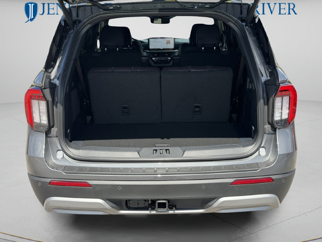 New 2027 Ford Explorer Platinum RWD image 76
