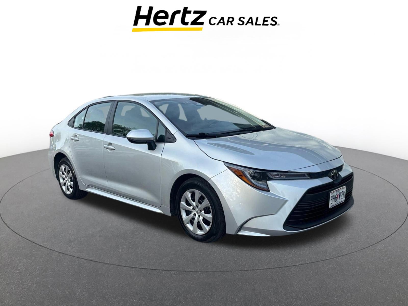 Used 2025 Toyota Corolla LE image 1