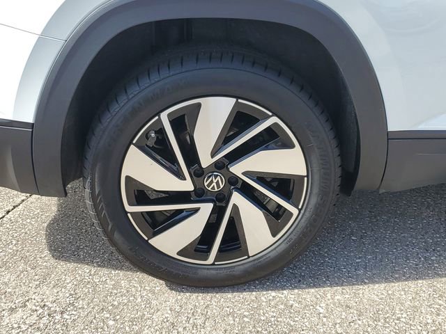 Used 2024 Volkswagen Atlas SE image 5