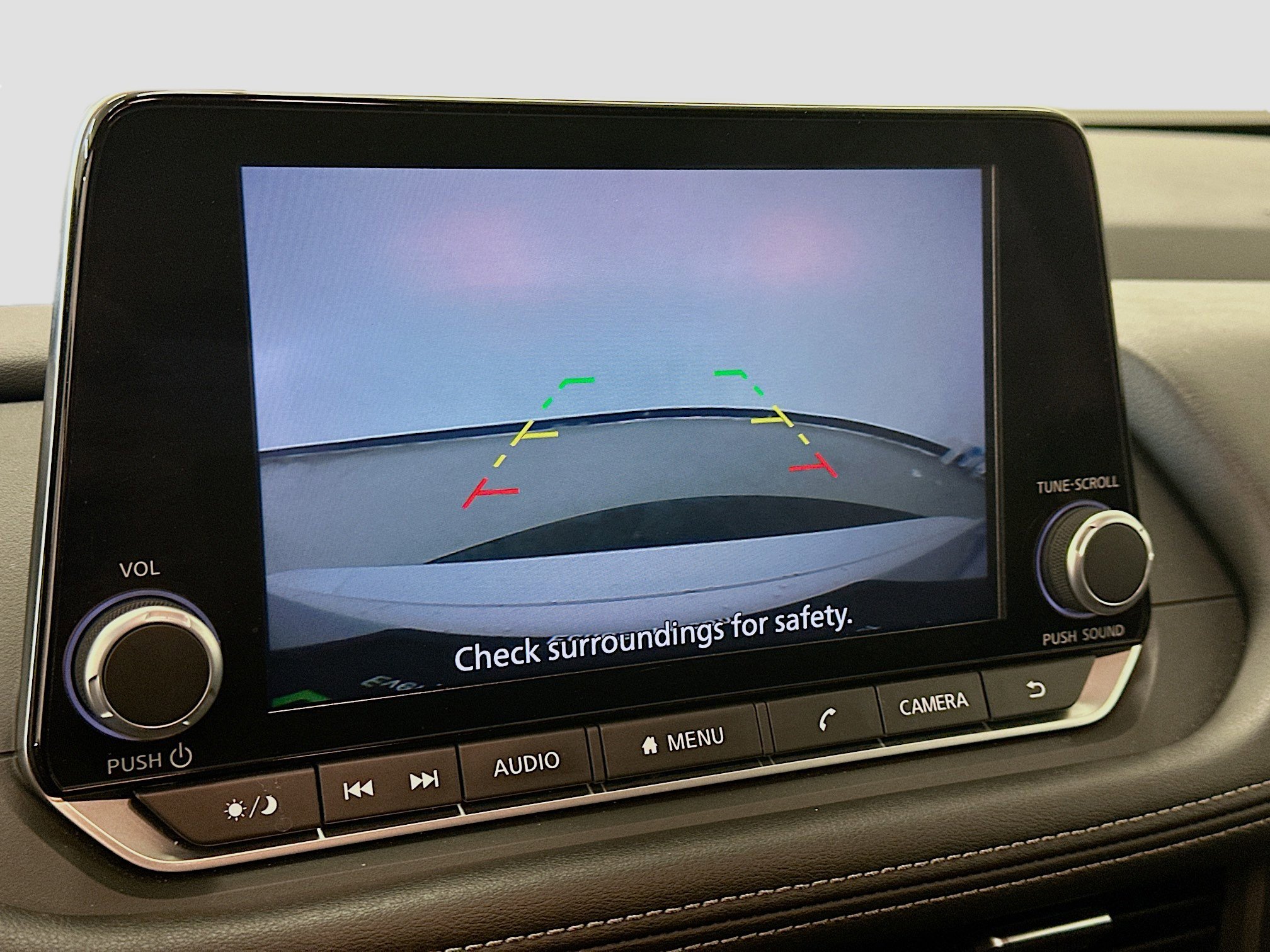 Used 2025 Nissan Rogue SV image 22