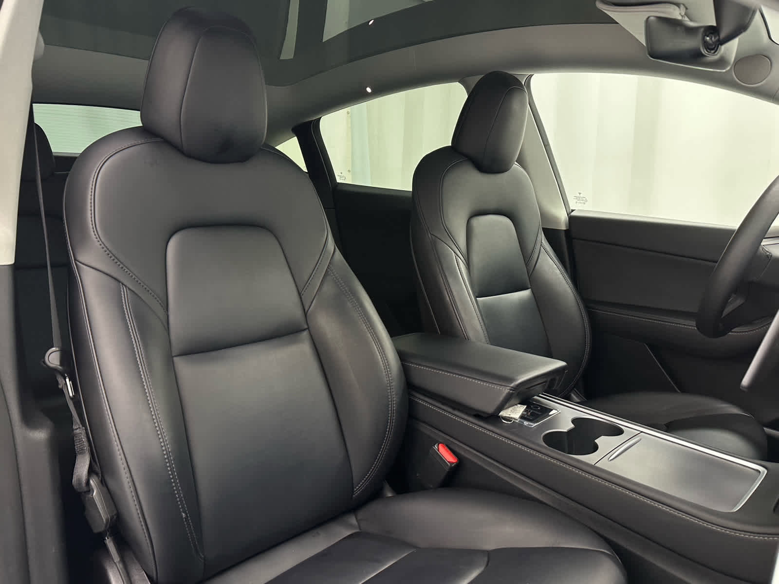 Used 2021 Tesla Model Y Performance image 19