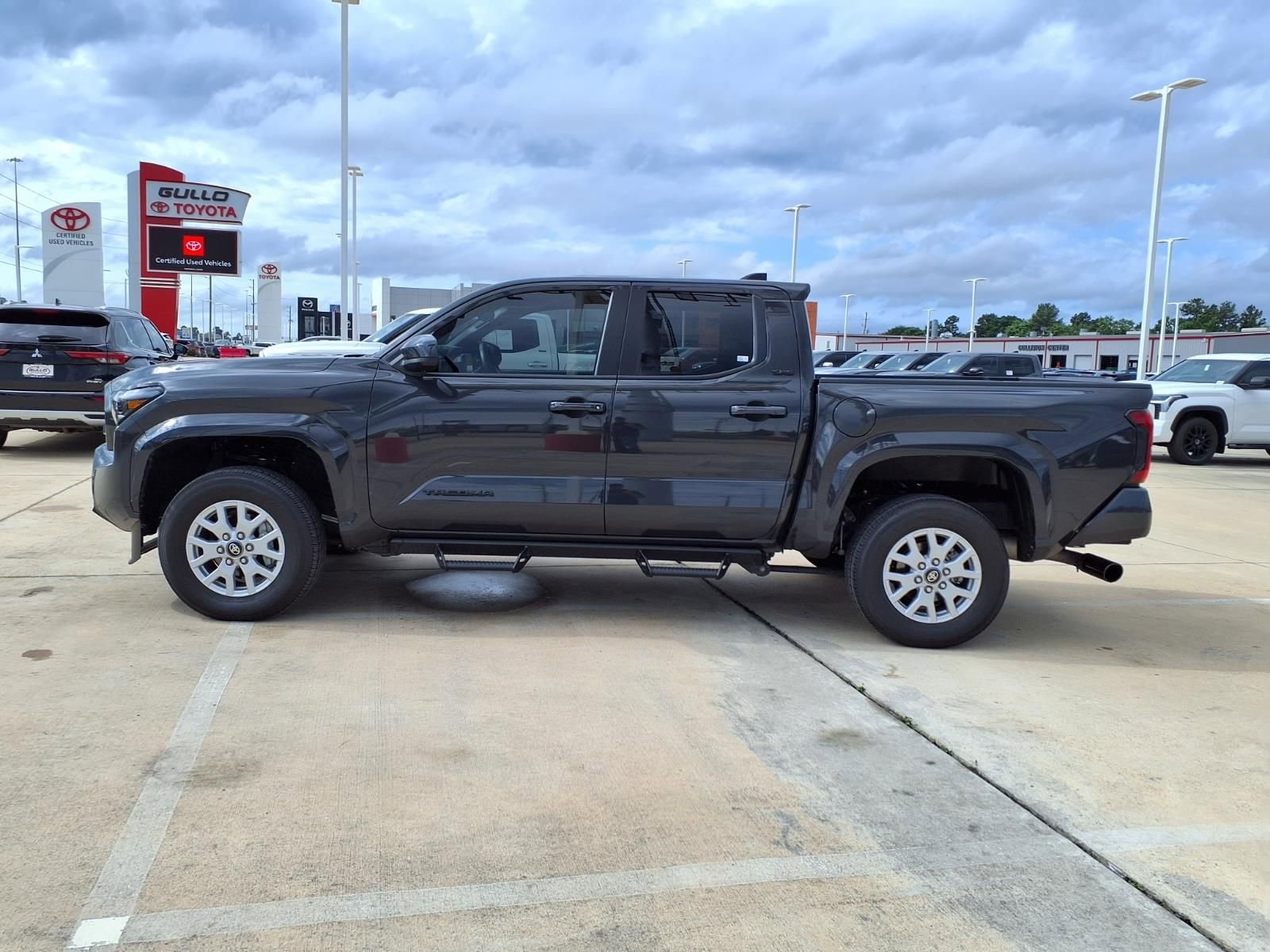 Certified 2026 Toyota Tacoma SR5 RWD image 9
