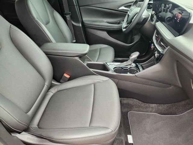 Used 2024 Buick Encore GX Sport Touring FWD image 19
