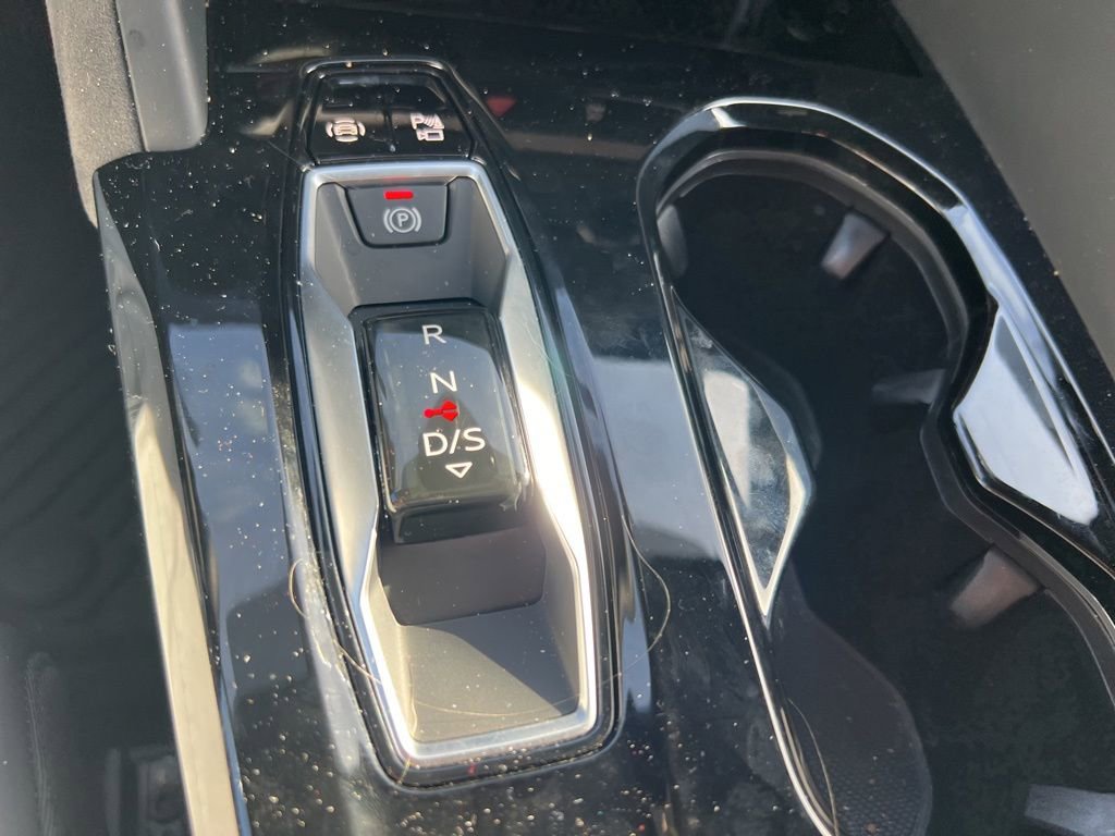 Used 2025 Audi SQ5 Prestige image 13