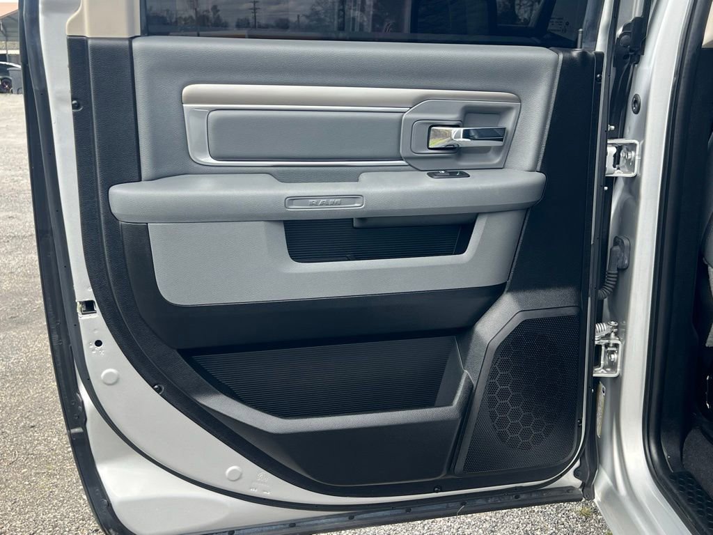 Used 2018 RAM 1500 Lone Star image 14