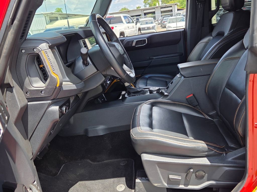 Used 2024 Ford Bronco Badlands AWD/4WD image 3