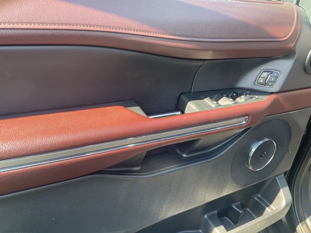 Used 2023 Ford Expedition Limited AWD/4WD image 19