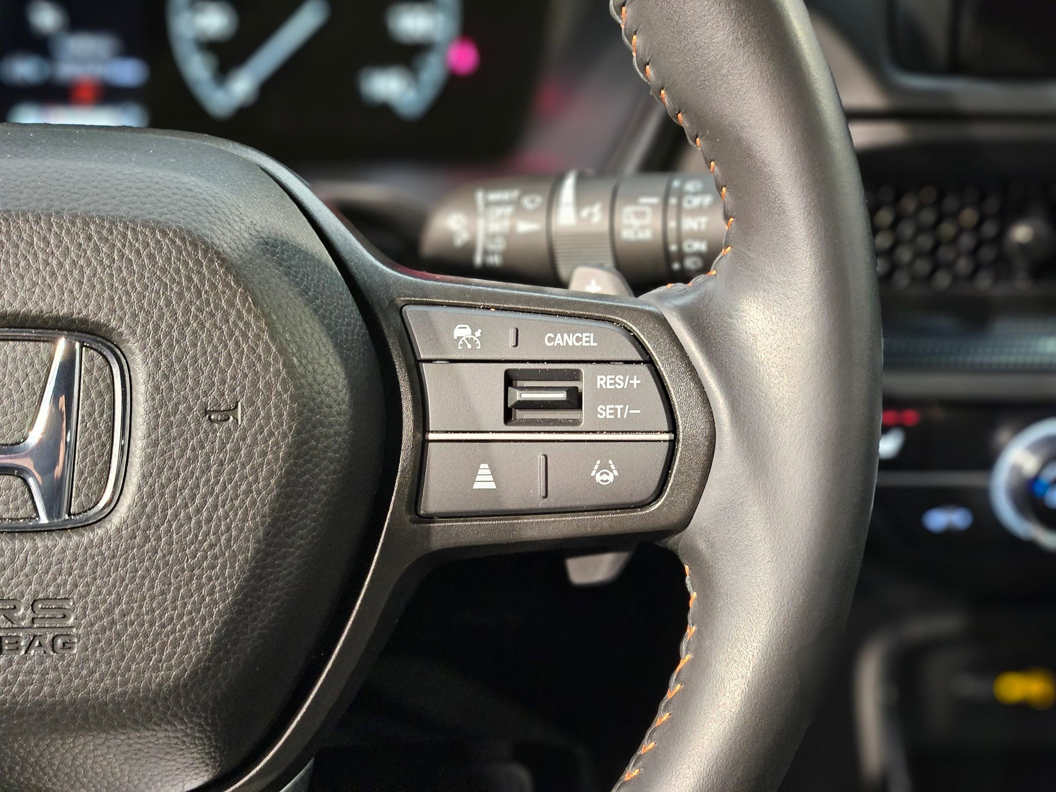 Used 2025 Honda CR-V Sport-L image 29