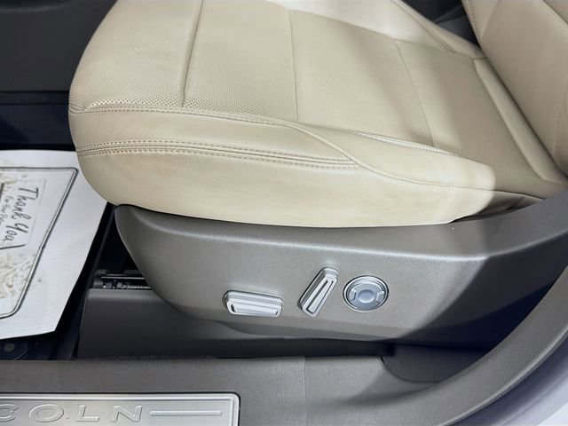 Used 2024 Lincoln Nautilus Premier w/ Equipment Group 102A image 20