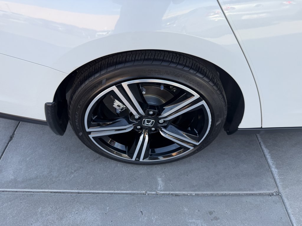 Used 2023 Honda Accord Sport image 15