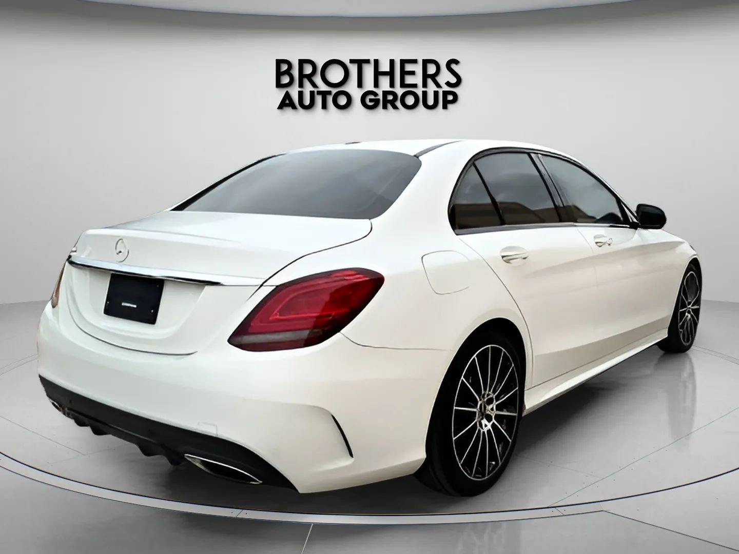 Used 2019 Mercedes-Benz C 300 Sedan image 11
