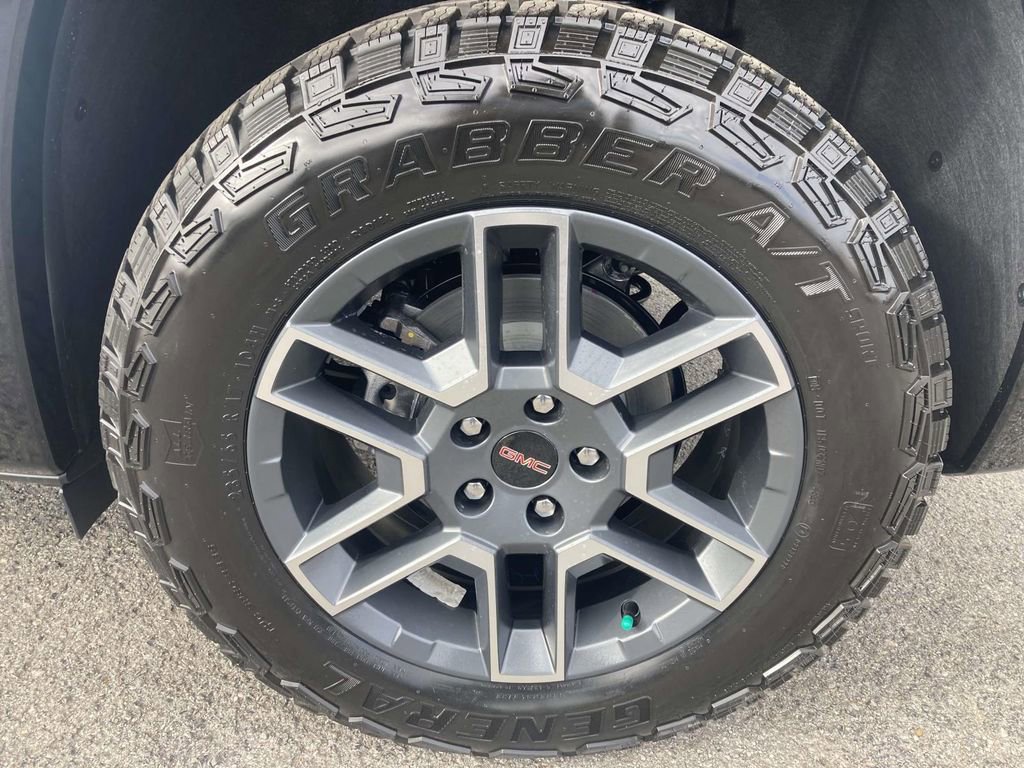 New 2026 GMC Terrain AT4 image 10