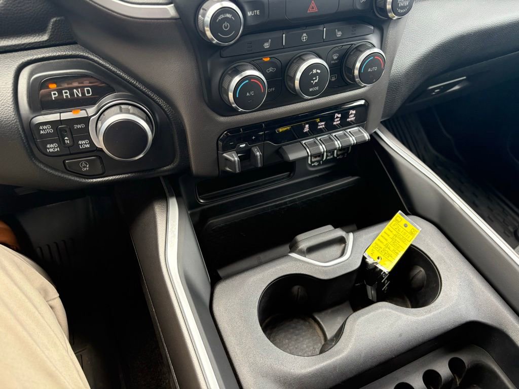 Used 2020 RAM 1500 Big Horn AWD/4WD image 23