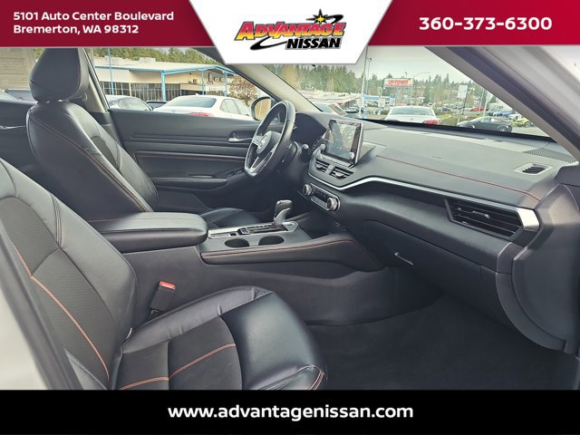 Used 2022 Nissan Altima 2.5 SR w/ Midnight Edition Package image 27