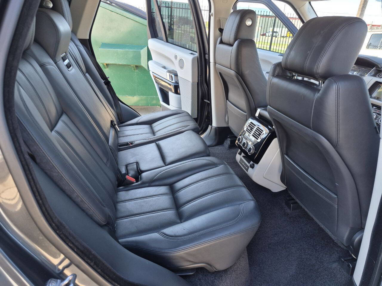Used 2017 Land Rover Range Rover HSE image 20