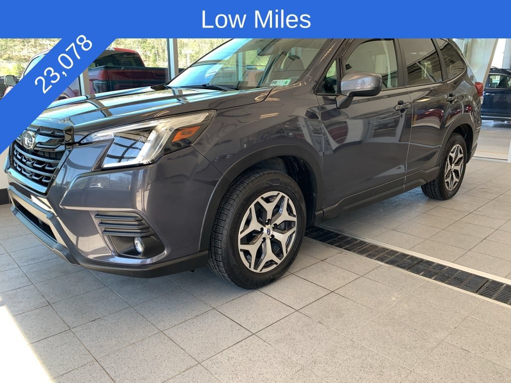 Certified 2024 Subaru Forester Premium AWD/4WD image 2