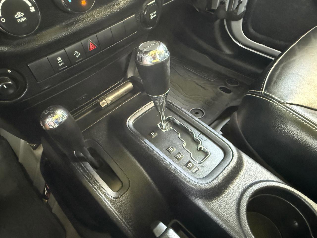 Used 2014 Jeep Wrangler Sport image 23