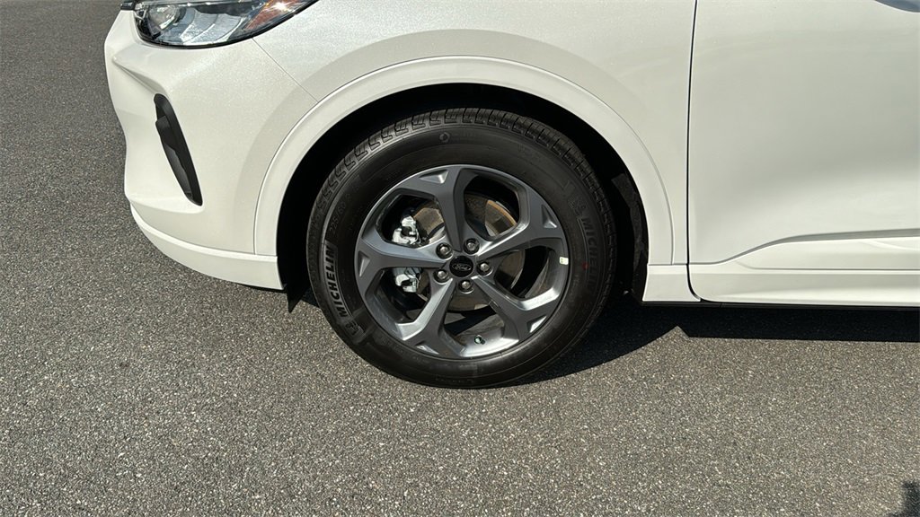 New 2024 Ford Escape ST-Line w/ Equipment Group 301A image 11
