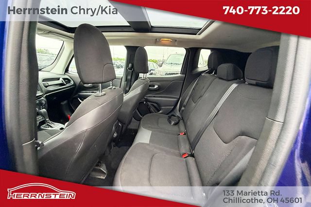 Used 2018 Jeep Renegade Altitude AWD/4WD image 6