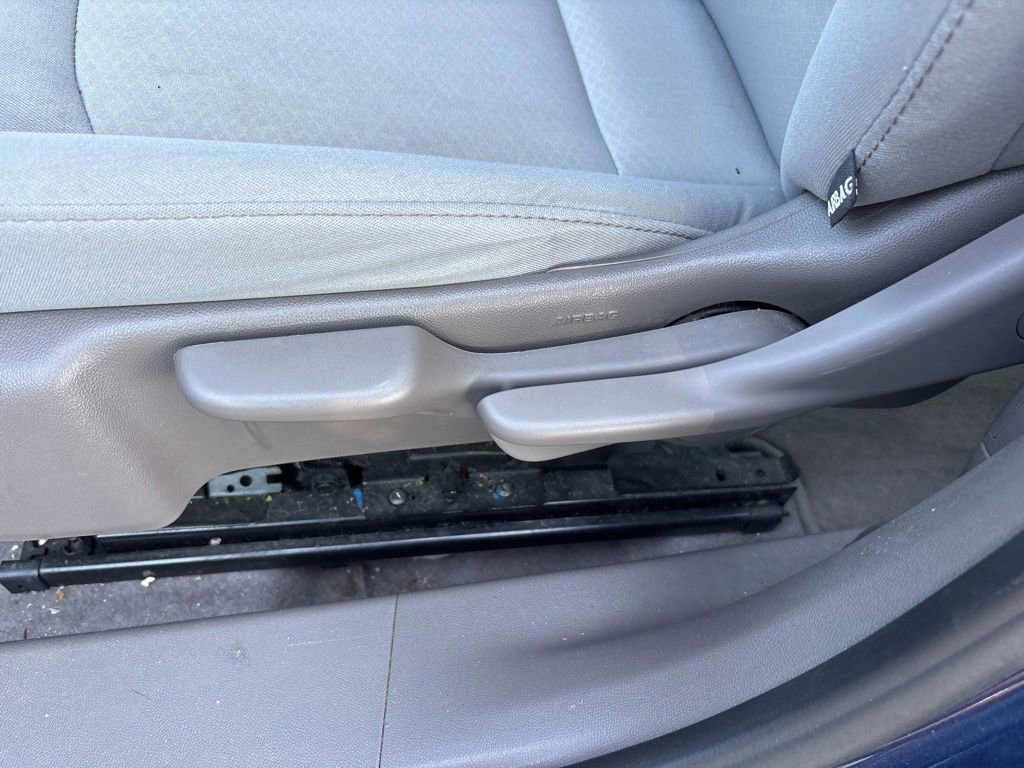 Used 2017 Chevrolet Malibu LS FWD image 15