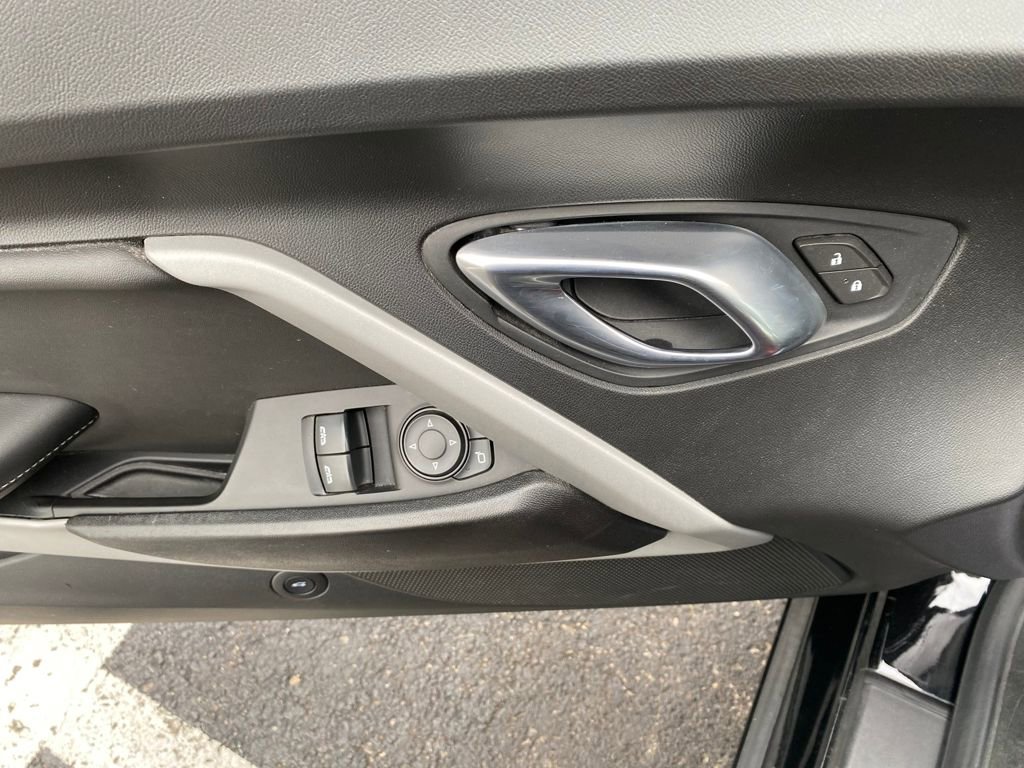 Used 2019 Chevrolet Camaro SS image 16
