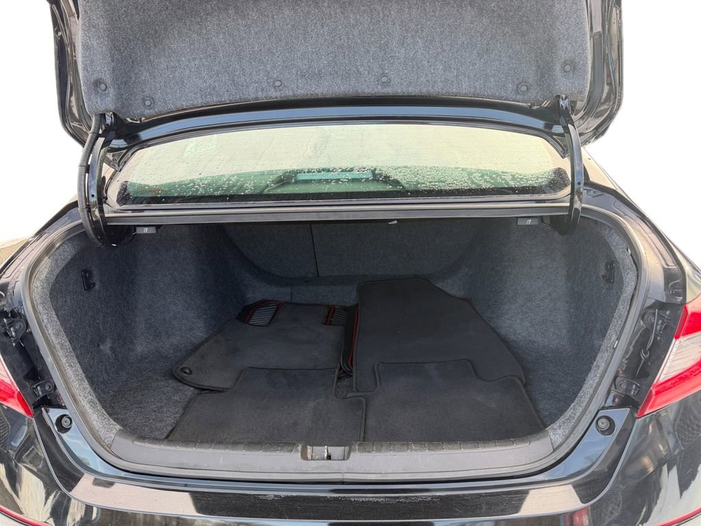 Used 2022 Honda Accord Sport image 28