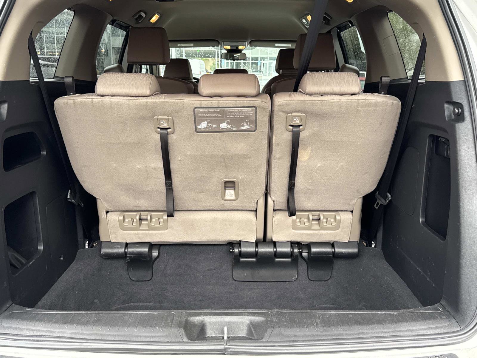 Used 2022 Honda Odyssey EX image 6