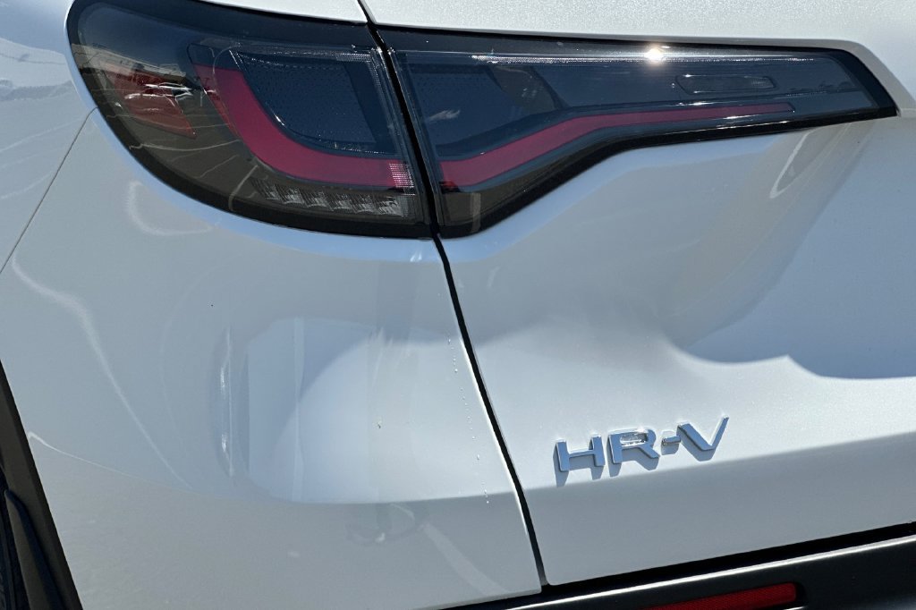 New 2027 Honda HR-V LX image 28