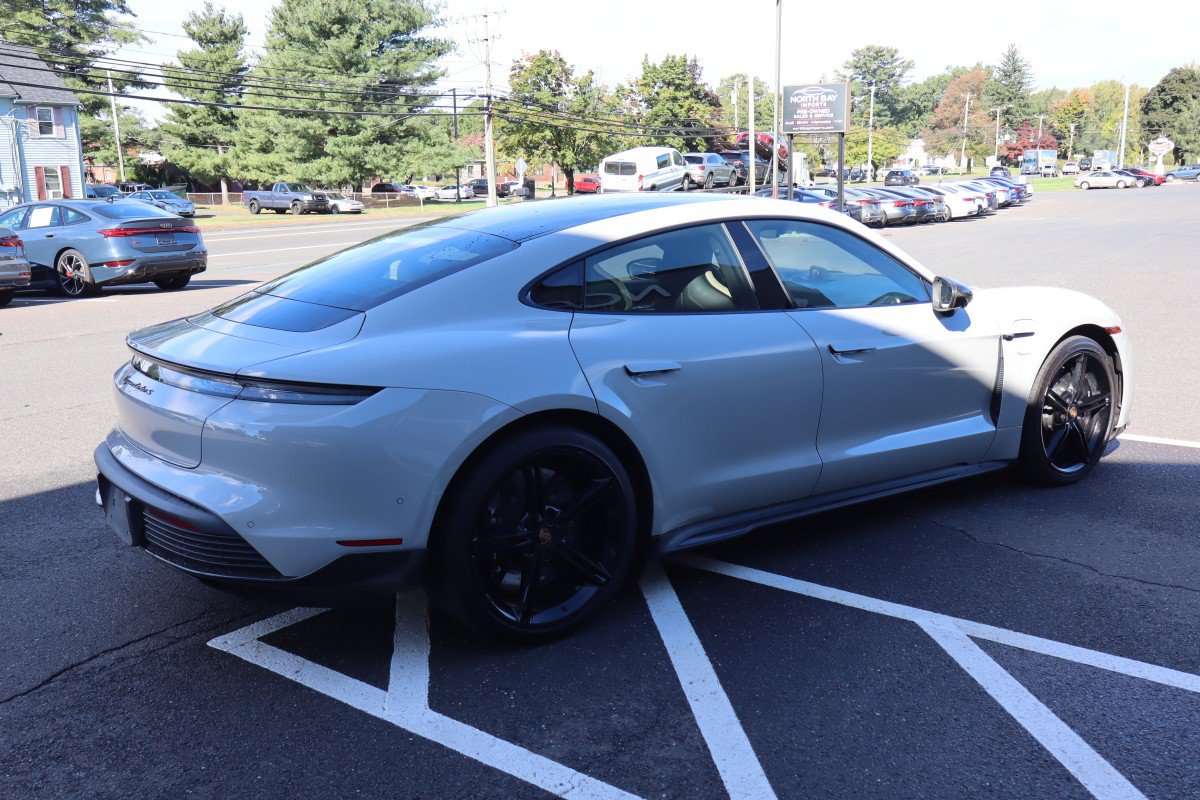 Used 2022 Porsche Taycan Turbo S AWD/4WD image 5