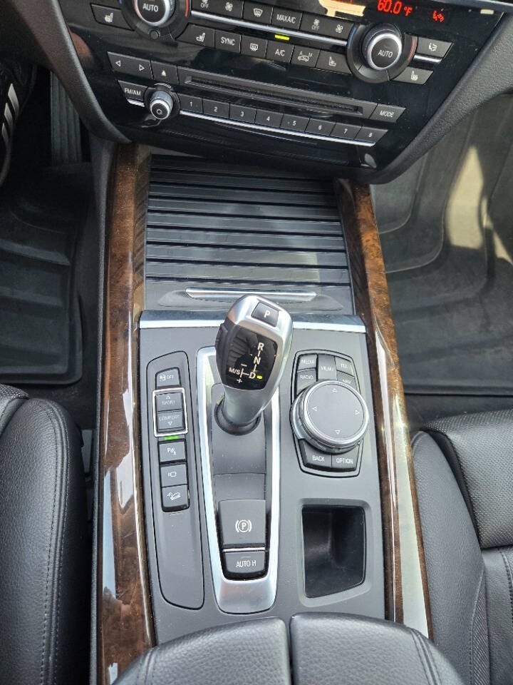Used 2015 BMW X5 xDrive50i AWD/4WD image 17