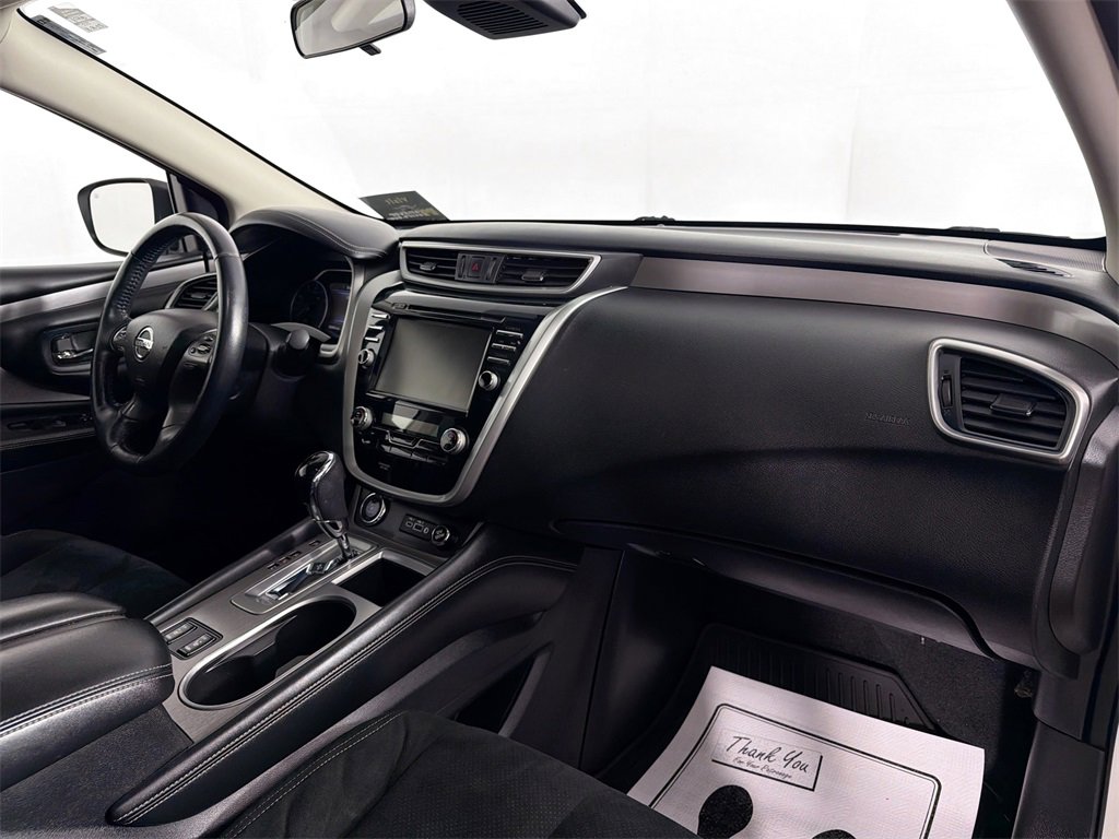 Used 2020 Nissan Murano SV image 31