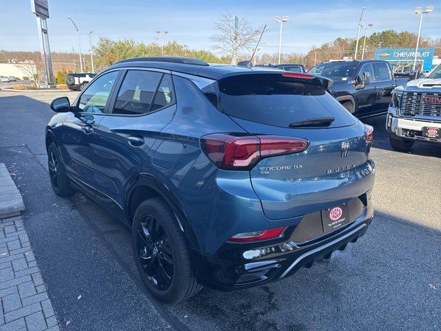 Used 2024 Buick Encore GX Sport Touring image 5