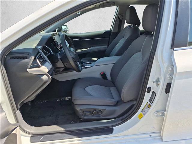 Used 2022 Toyota Camry LE FWD image 15
