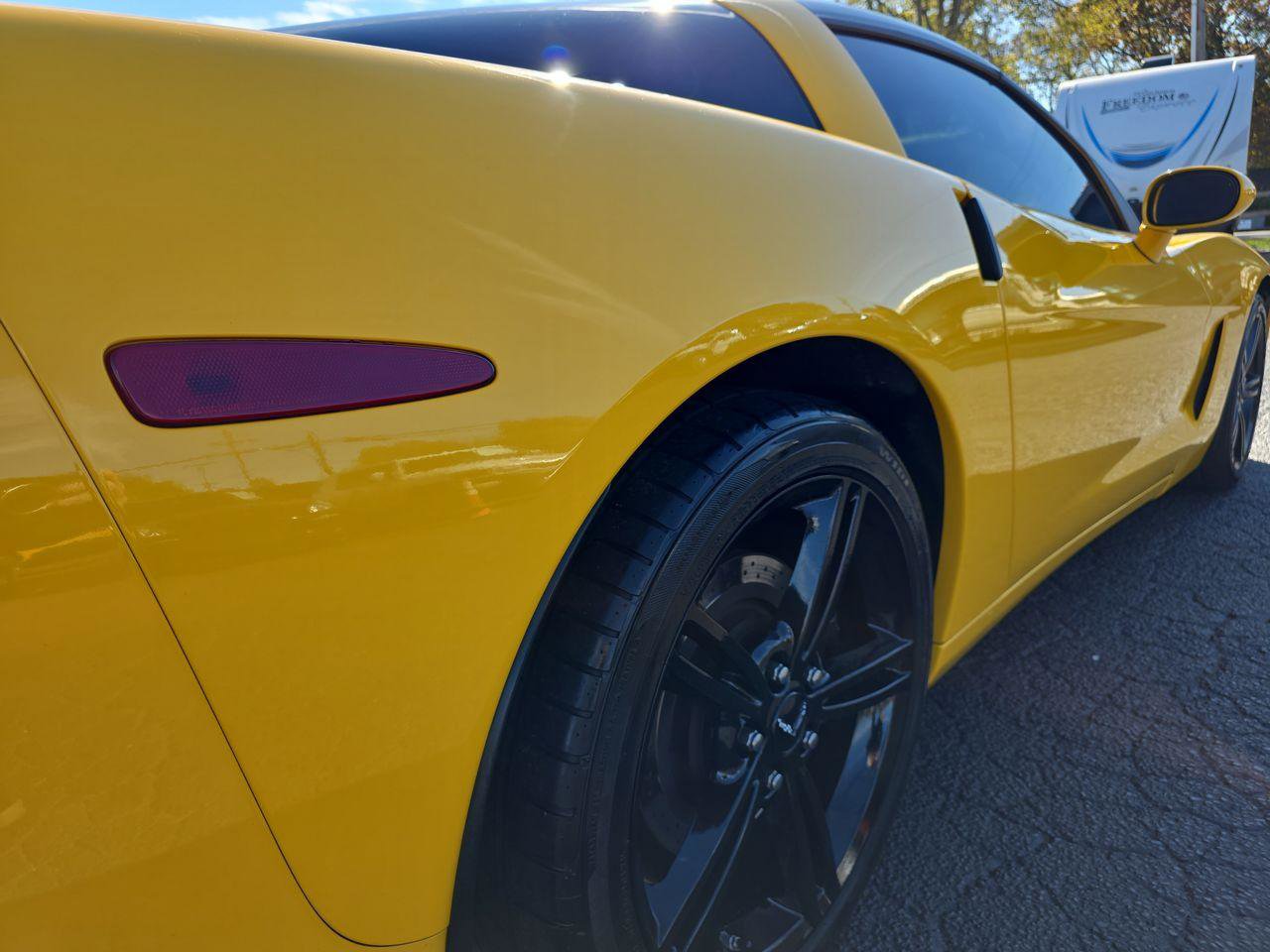 Used 2005 Chevrolet Corvette COUPE w/ Performance Handling Package image 37