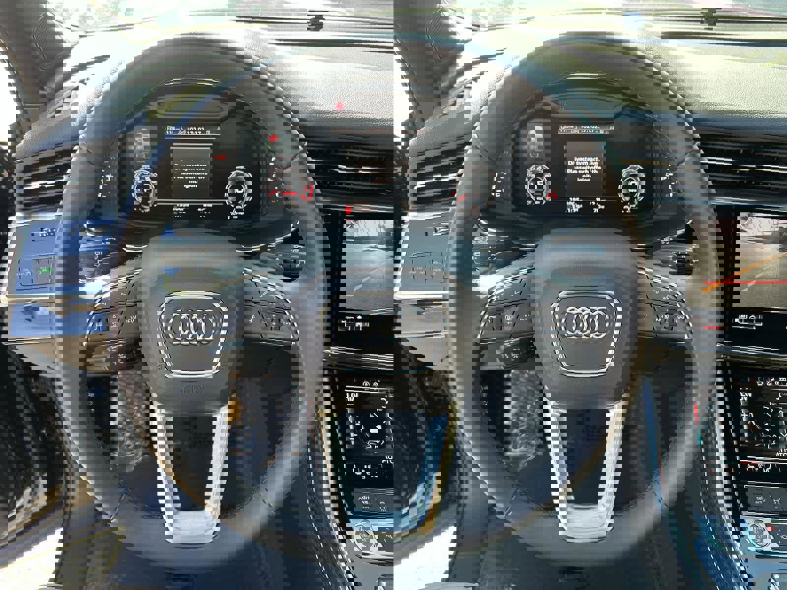 Used 2022 Audi Q7 Premium Plus image 15