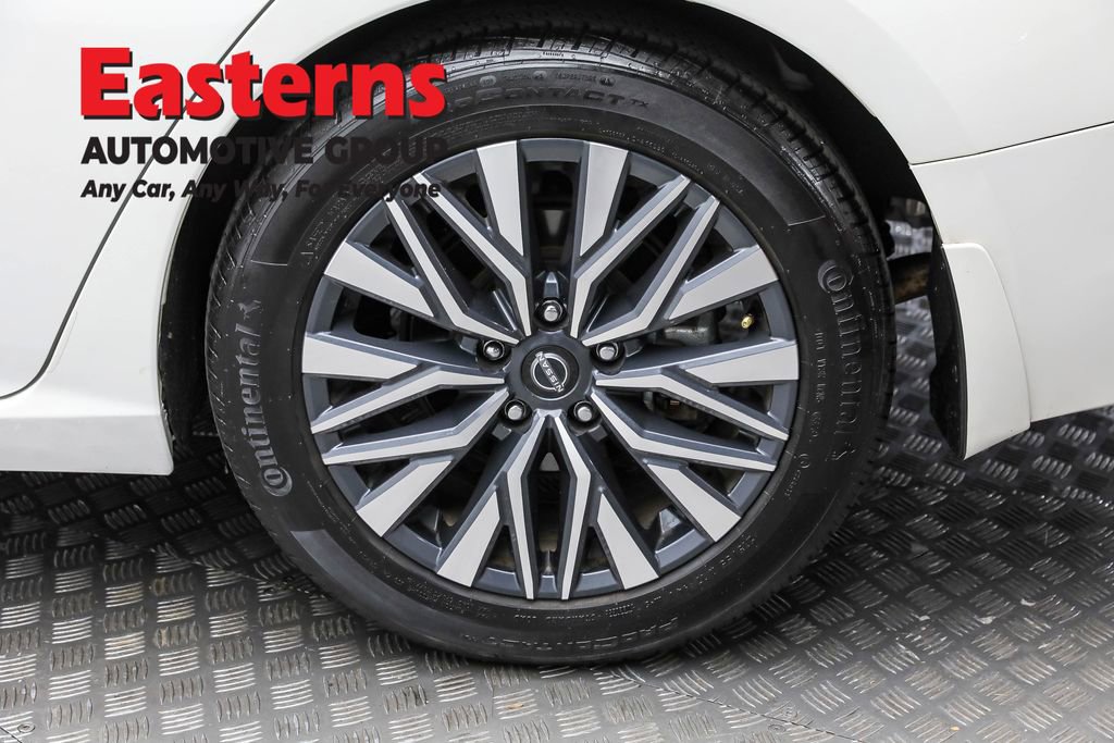 Used 2024 Nissan Altima 2.5 SV w/ SV Premium Package image 8