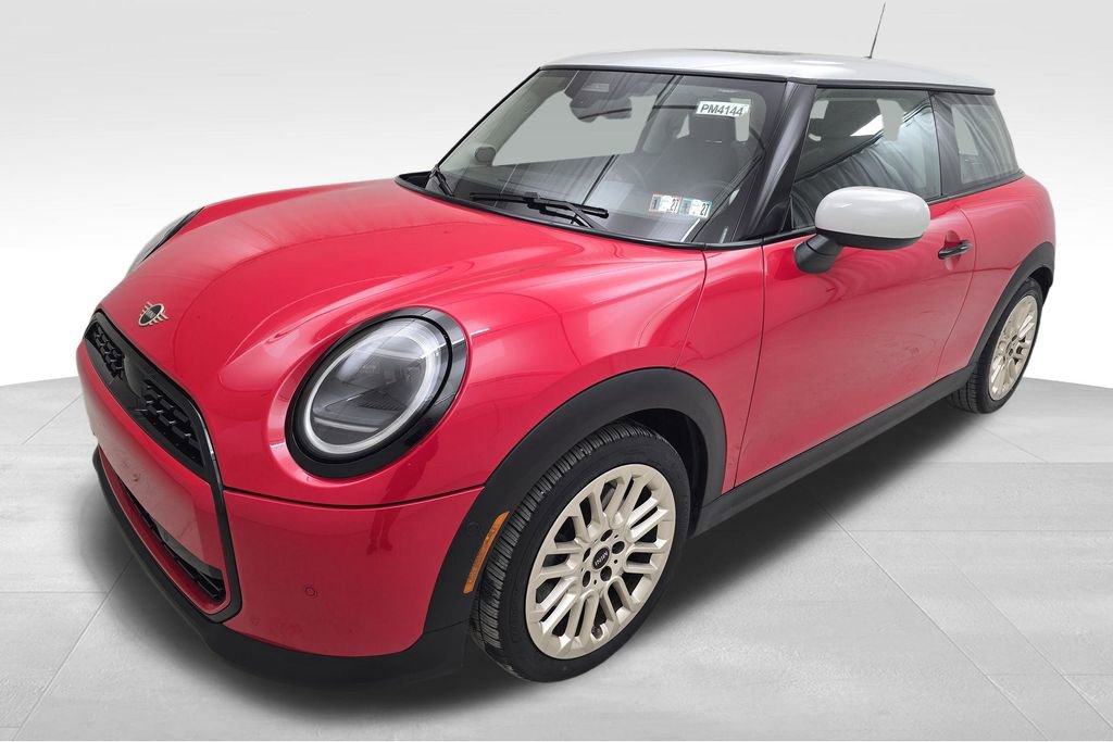 Certified 2025 MINI Cooper 2-Door Hardtop image 5