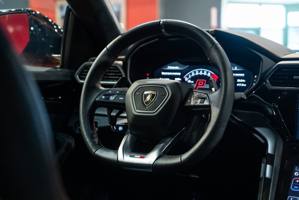 Used 2024 Lamborghini Urus S AWD/4WD image 37