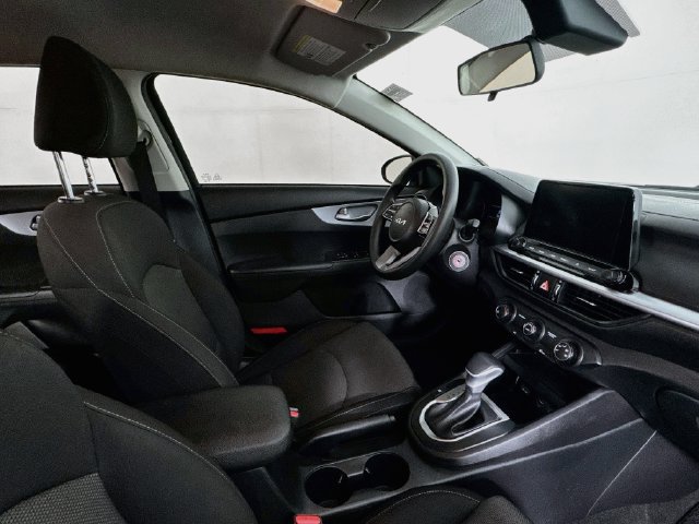 Used 2023 Kia Forte LX FWD image 25