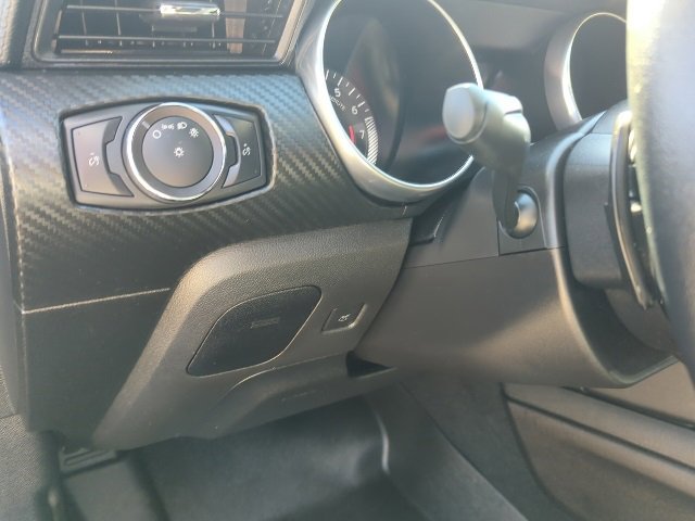 Used 2019 Ford Mustang Coupe image 14