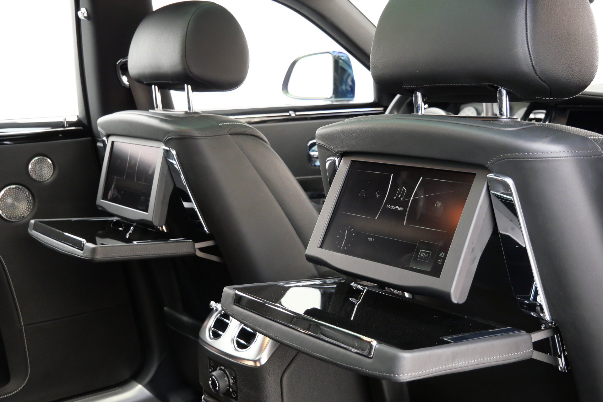 Used 2019 Rolls-Royce Ghost Extended Wheelbase RWD image 27