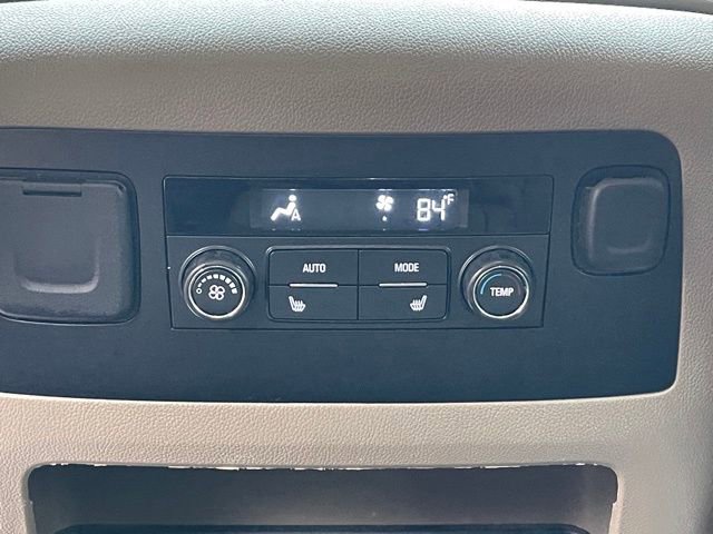 Used 2017 GMC Yukon SLT image 22