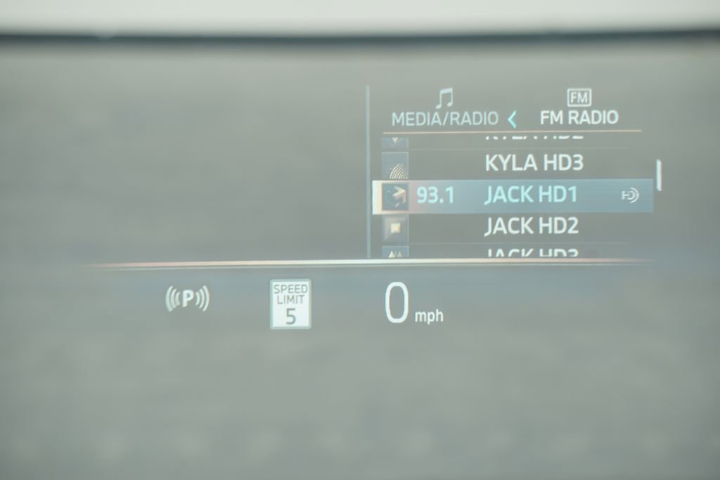 Used 2026 BMW i5 eDrive40 w/ M Sport Package image 8