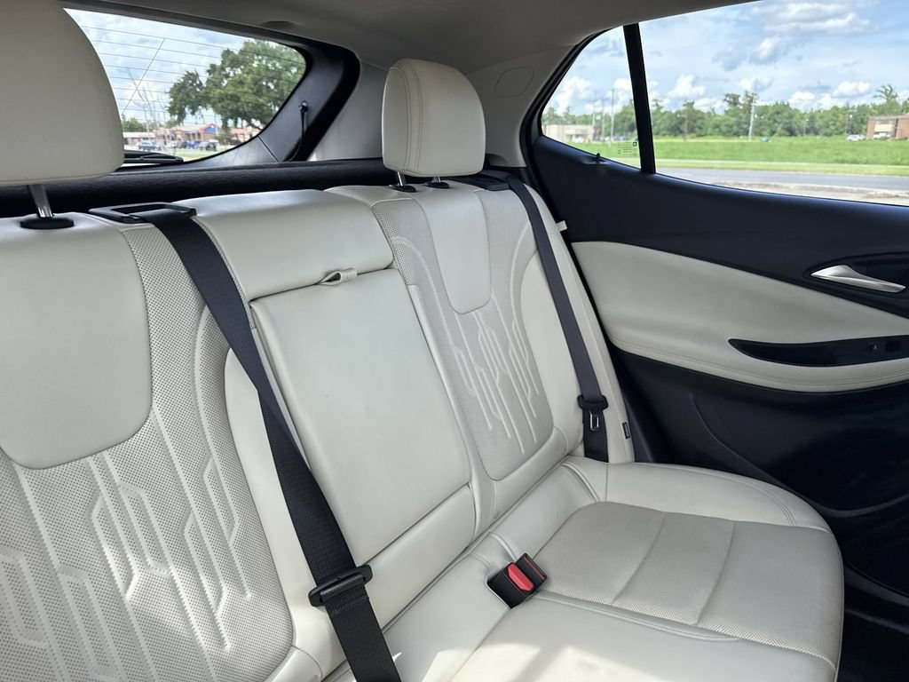 Used 2024 Buick Encore GX Avenir AWD/4WD image 33