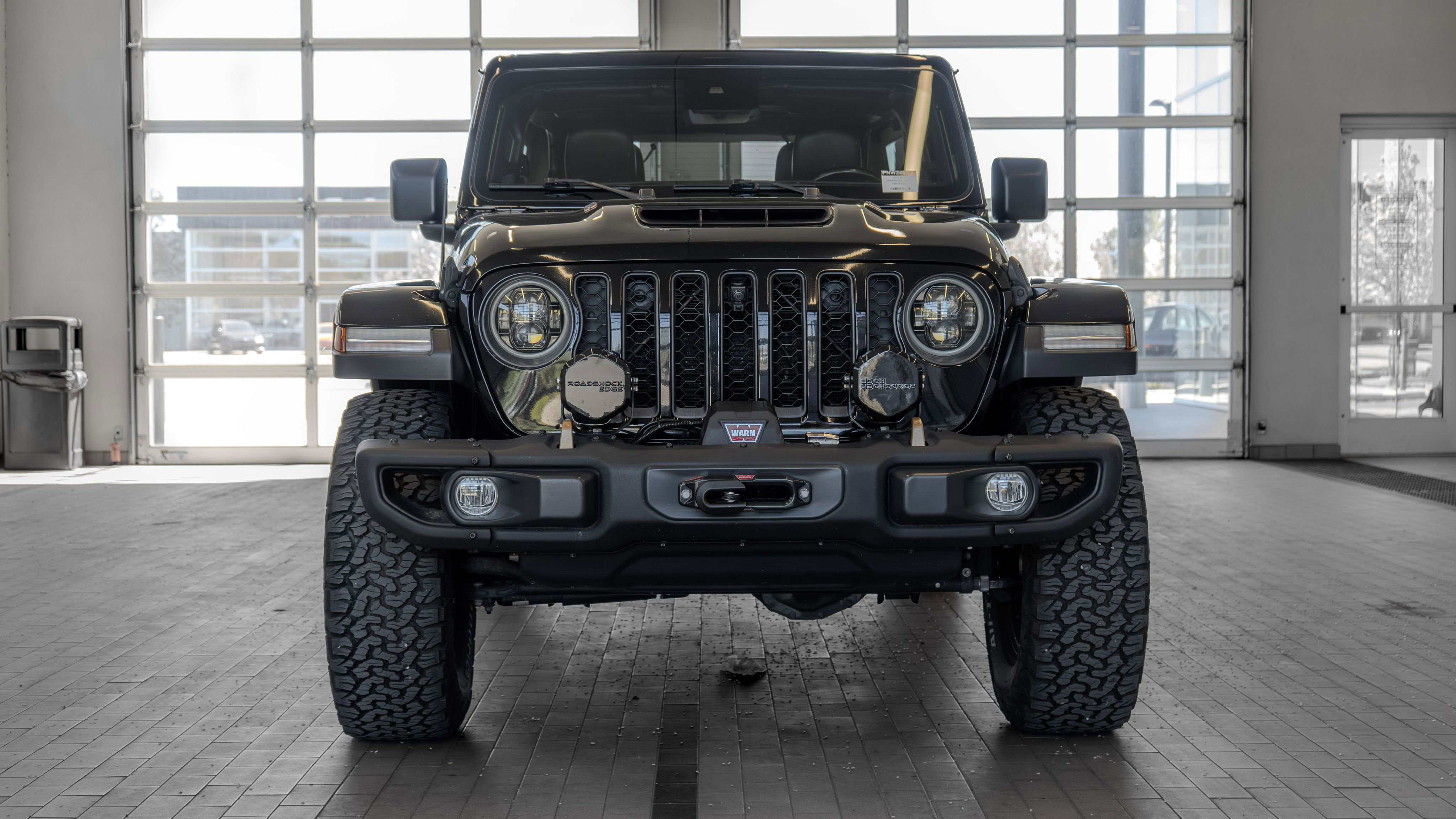 Used 2022 Jeep Wrangler Unlimited Rubicon w/ Trailer Tow Package image 11