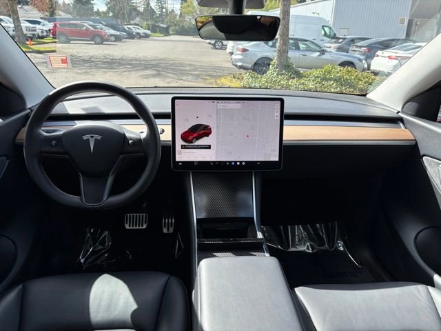 Used 2021 Tesla Model Y Long Range image 15