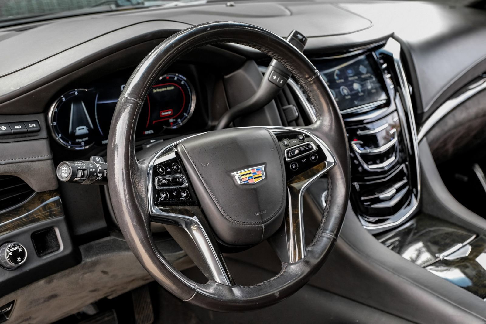 Used 2019 Cadillac Escalade ESV Platinum image 14